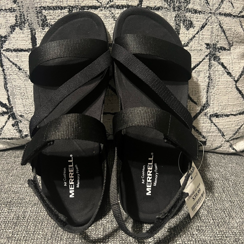 NWT Merrell Air Cushion Memory Foam Sandals